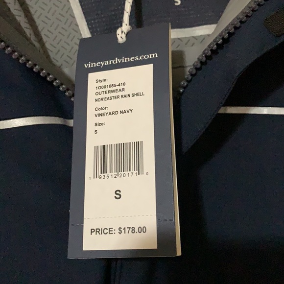 Vineyard Vines Jacket - Picture 4 of 5